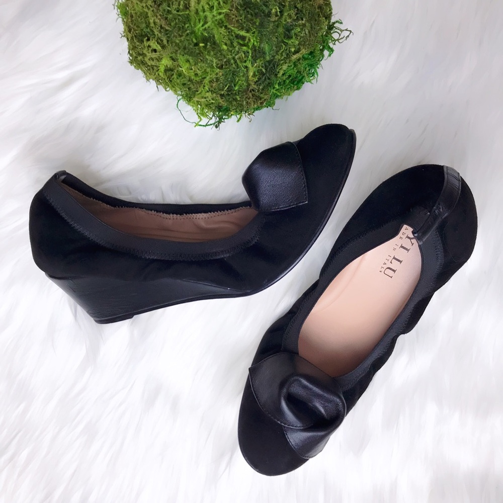 ANYI LU Rose Wedges Pump Black Suede
